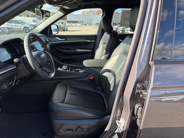 new 2025 Jeep Grand Cherokee L car, priced at $53,996