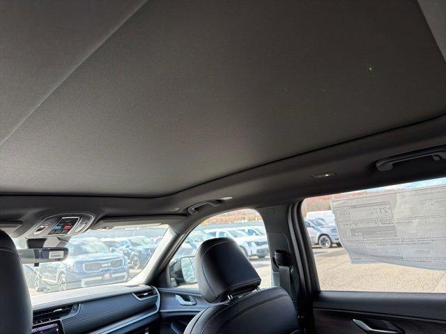 new 2025 Jeep Grand Cherokee L car, priced at $53,996