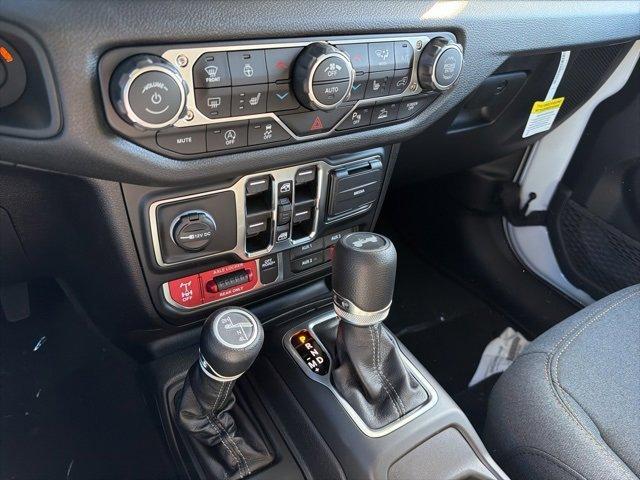 new 2026 Jeep Wrangler car, priced at $55,365