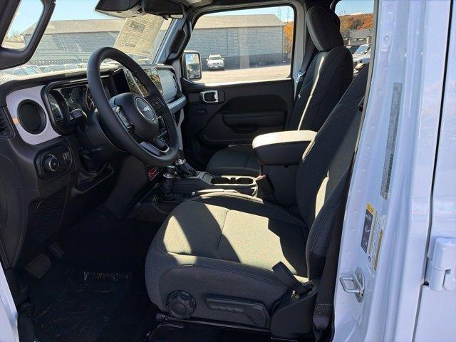 new 2026 Jeep Wrangler car, priced at $55,365