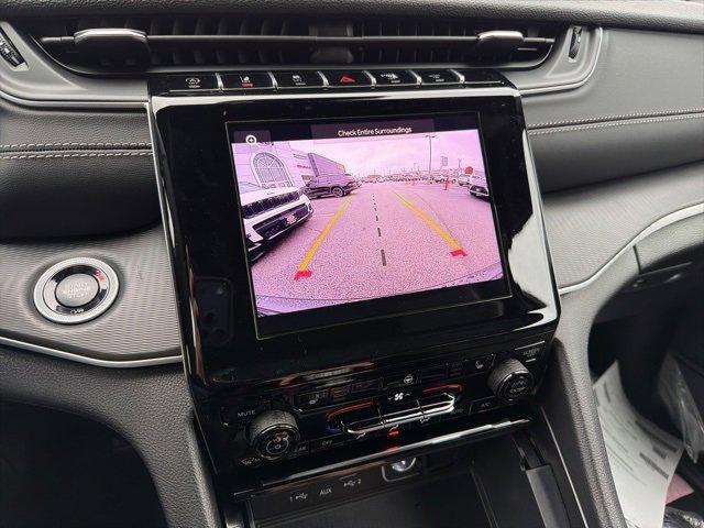 new 2025 Jeep Grand Cherokee car, priced at $46,208