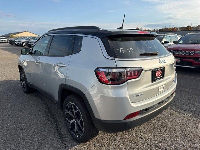 new 2025 Jeep Compass car, priced at $33,435