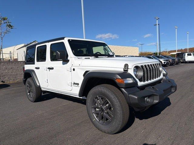 new 2026 Jeep Wrangler car, priced at $46,525