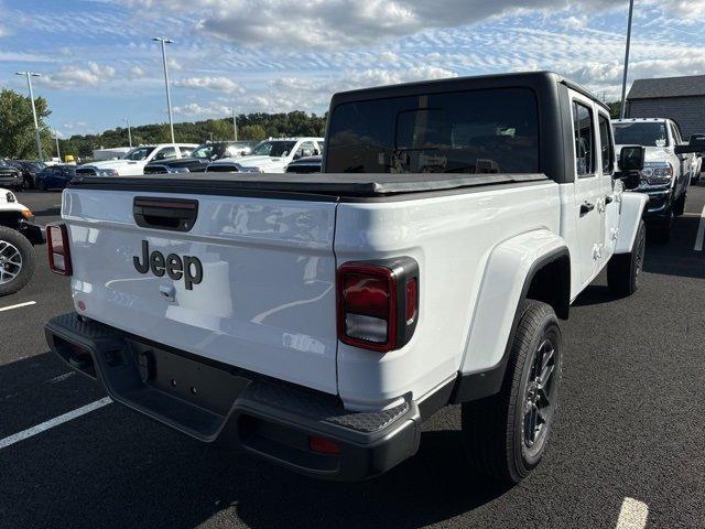 new 2024 Jeep Gladiator car, priced at $47,904