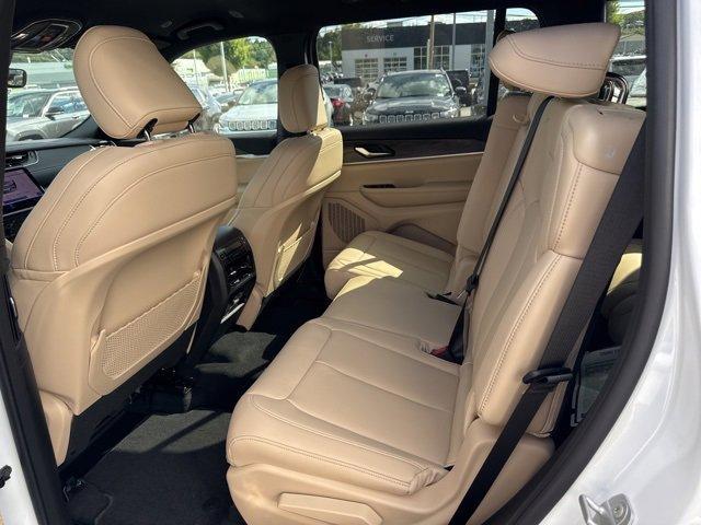 new 2025 Jeep Grand Cherokee L car, priced at $50,300