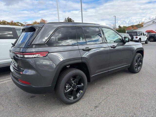 new 2025 Jeep Grand Cherokee car, priced at $49,833