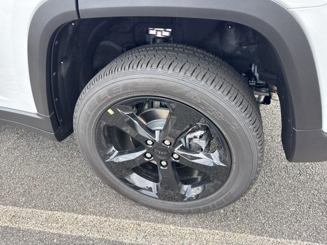 new 2025 Jeep Grand Cherokee car, priced at $43,760