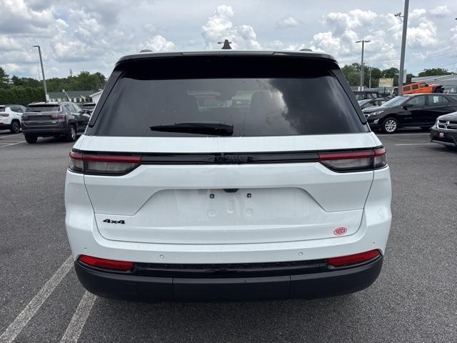 new 2025 Jeep Grand Cherokee car, priced at $43,760