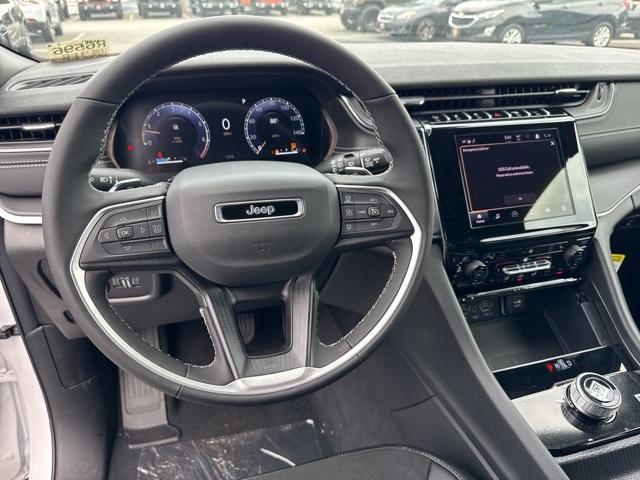 new 2025 Jeep Grand Cherokee car, priced at $43,760