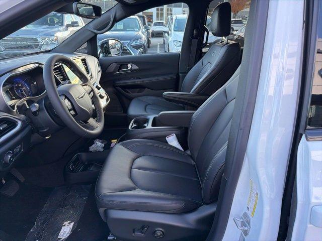 new 2026 Chrysler Pacifica car, priced at $45,110