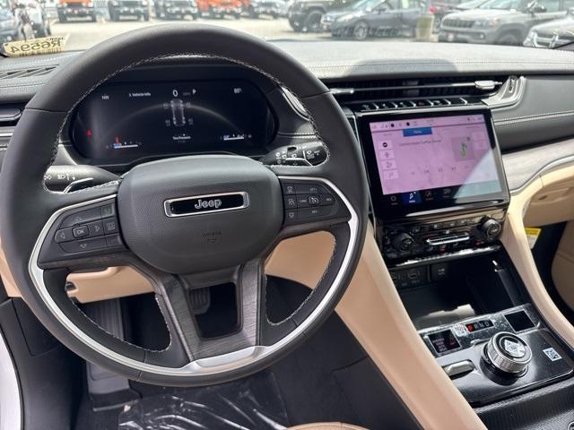 new 2025 Jeep Grand Cherokee car, priced at $51,451