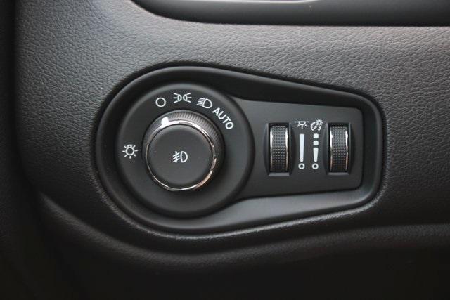 new 2023 Jeep Renegade car, priced at $26,900