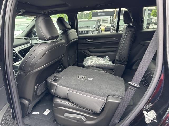 new 2025 Jeep Grand Cherokee L car, priced at $46,217