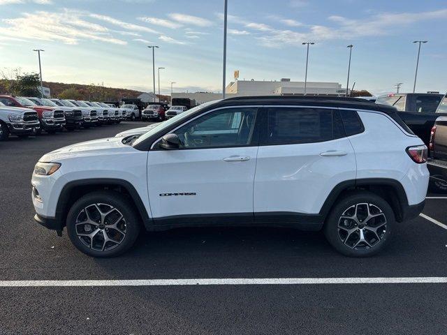 new 2025 Jeep Compass car, priced at $32,840