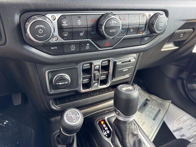new 2025 Jeep Wrangler car, priced at $50,540