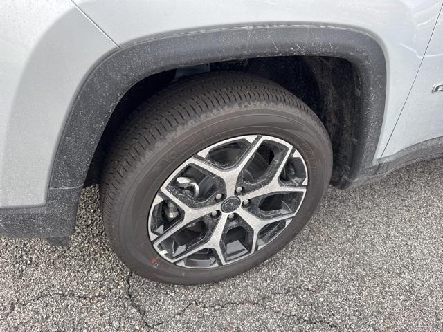 new 2025 Jeep Compass car, priced at $37,210