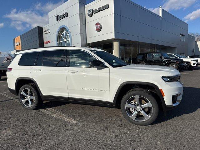 new 2025 Jeep Grand Cherokee L car, priced at $54,365