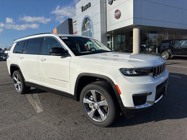 new 2025 Jeep Grand Cherokee L car, priced at $54,365