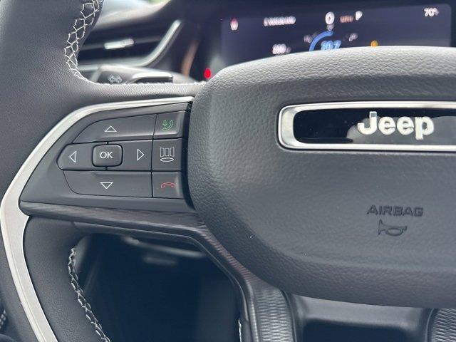 new 2025 Jeep Grand Cherokee car, priced at $45,355