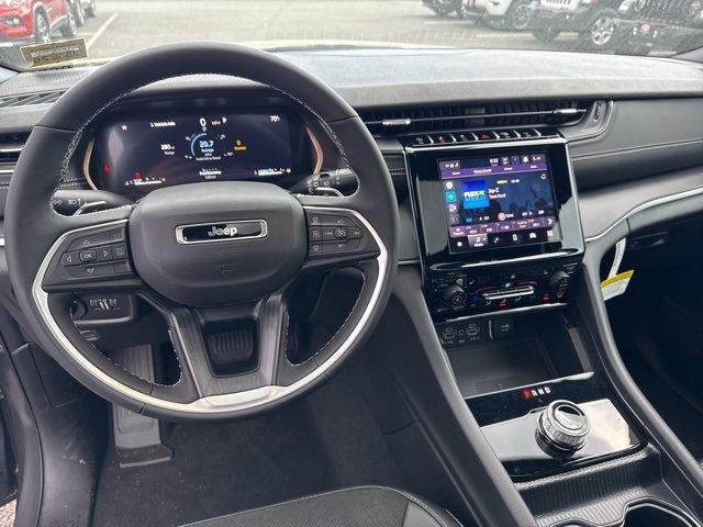 new 2025 Jeep Grand Cherokee car, priced at $45,355