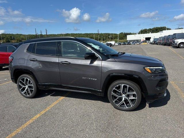 new 2024 Jeep Compass car, priced at $37,610