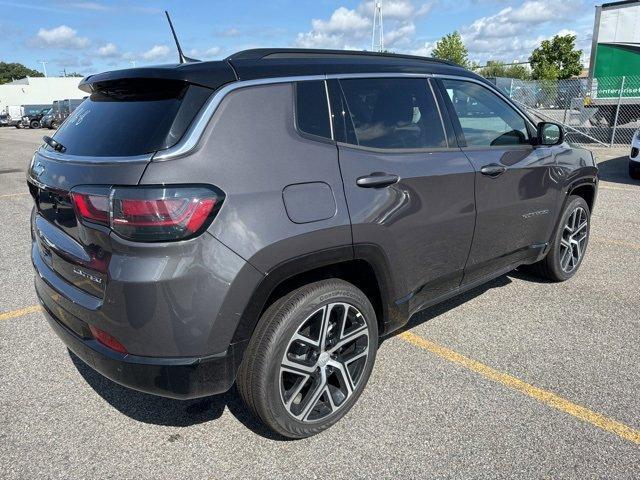 new 2024 Jeep Compass car, priced at $37,610