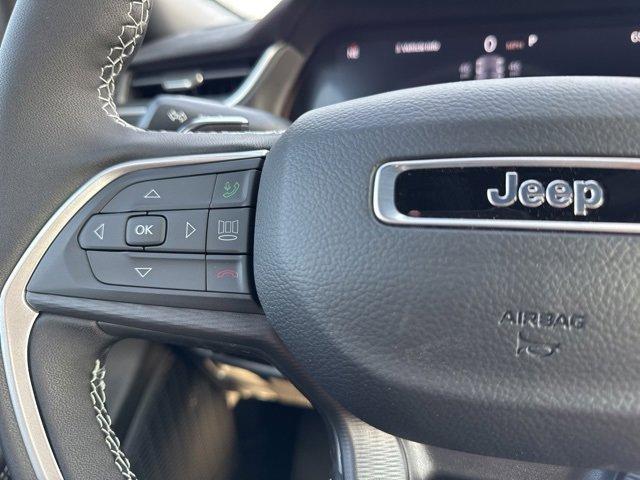 new 2025 Jeep Grand Cherokee car, priced at $41,720