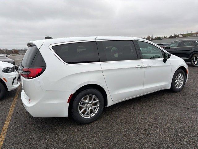new 2026 Chrysler Pacifica car, priced at $43,060