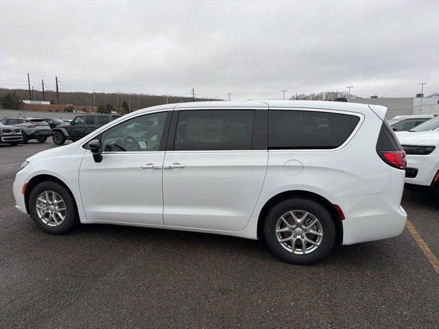new 2026 Chrysler Pacifica car, priced at $43,060