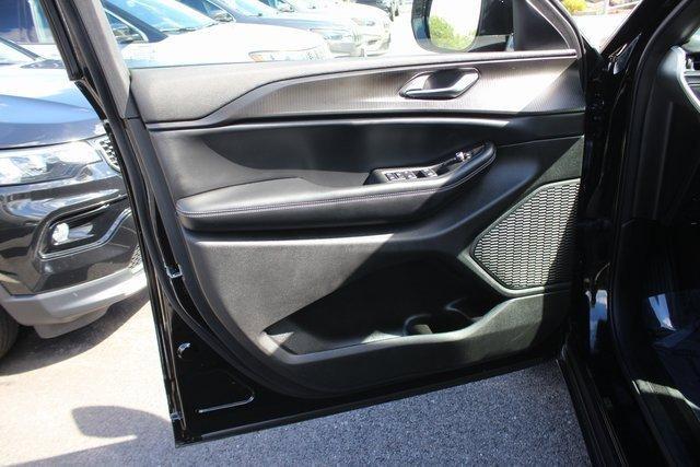 used 2023 Jeep Grand Cherokee car, priced at $33,499