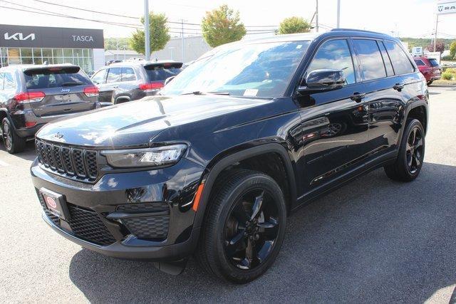 used 2023 Jeep Grand Cherokee car, priced at $33,499