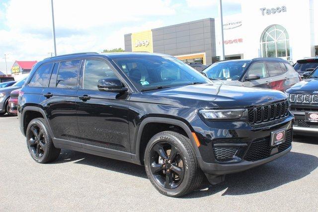 used 2023 Jeep Grand Cherokee car, priced at $33,499