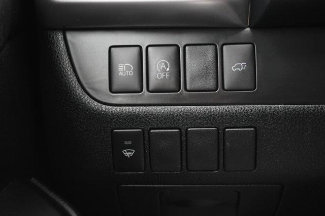 used 2019 Toyota Highlander car, priced at $24,989