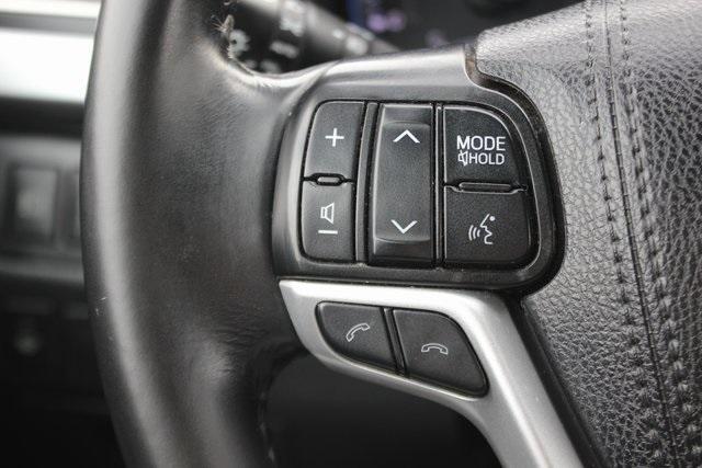 used 2019 Toyota Highlander car, priced at $24,989