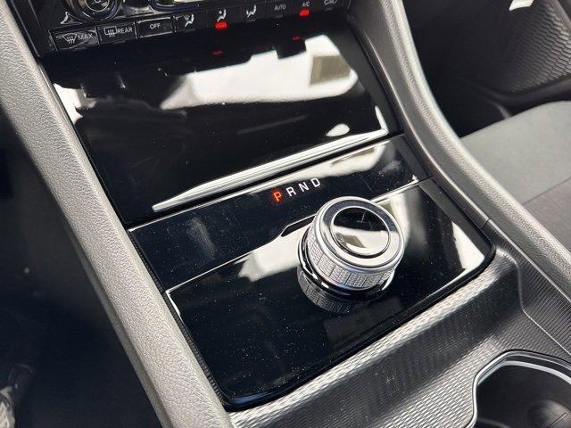 new 2025 Jeep Grand Cherokee L car, priced at $43,429