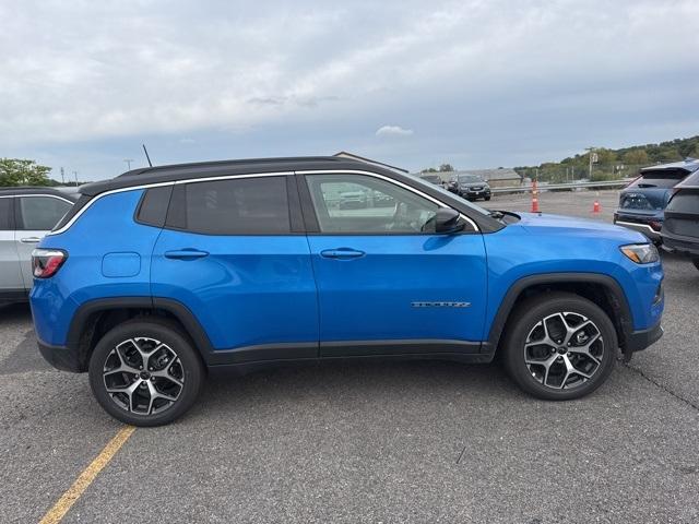 new 2025 Jeep Compass car, priced at $36,910