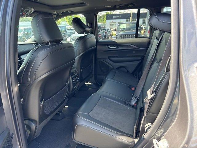 new 2025 Jeep Grand Cherokee car, priced at $46,730