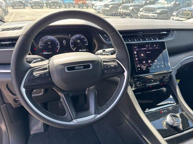 new 2025 Jeep Grand Cherokee car, priced at $46,730