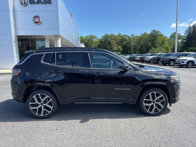 new 2025 Jeep Compass car, priced at $36,918