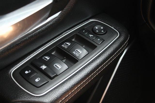 used 2022 Ram 1500 car, priced at $33,000