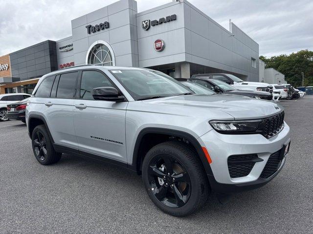 new 2024 Jeep Grand Cherokee car, priced at $44,366