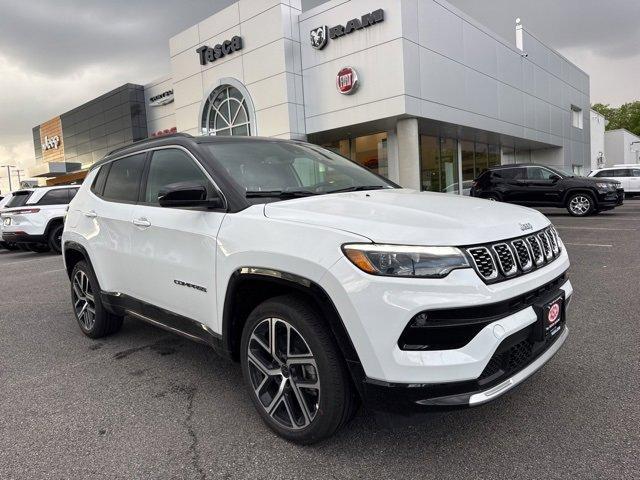 new 2025 Jeep Compass car, priced at $39,198