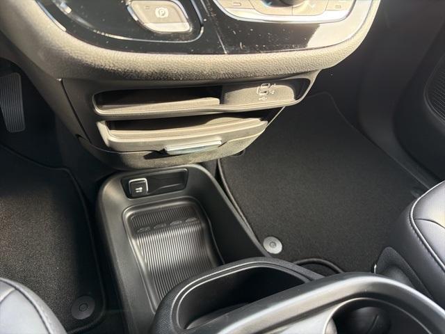 new 2026 Chrysler Pacifica car, priced at $47,390