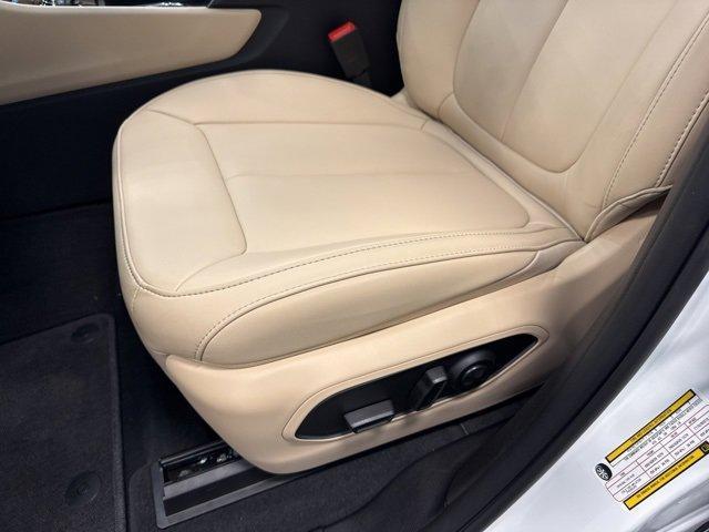 new 2025 Jeep Grand Cherokee car, priced at $45,862