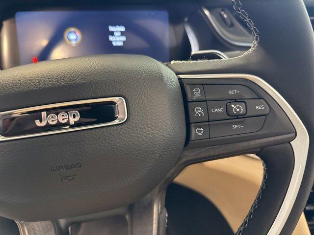 new 2025 Jeep Grand Cherokee car, priced at $45,862