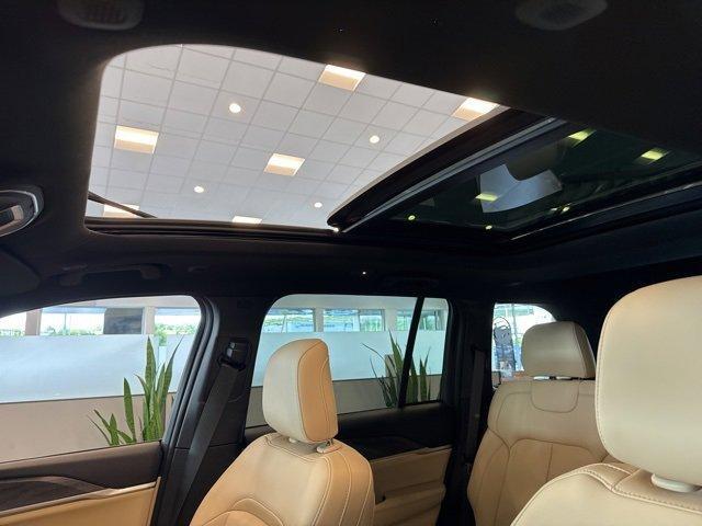 new 2025 Jeep Grand Cherokee car, priced at $45,862
