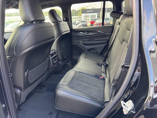 new 2025 Jeep Grand Cherokee car, priced at $47,688
