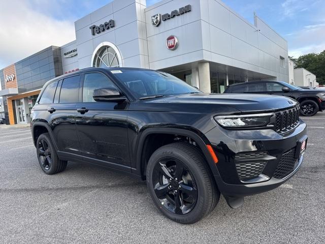 new 2025 Jeep Grand Cherokee car, priced at $47,688