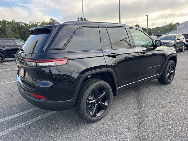 new 2025 Jeep Grand Cherokee car, priced at $47,688