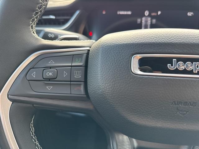 new 2025 Jeep Grand Cherokee car, priced at $47,688